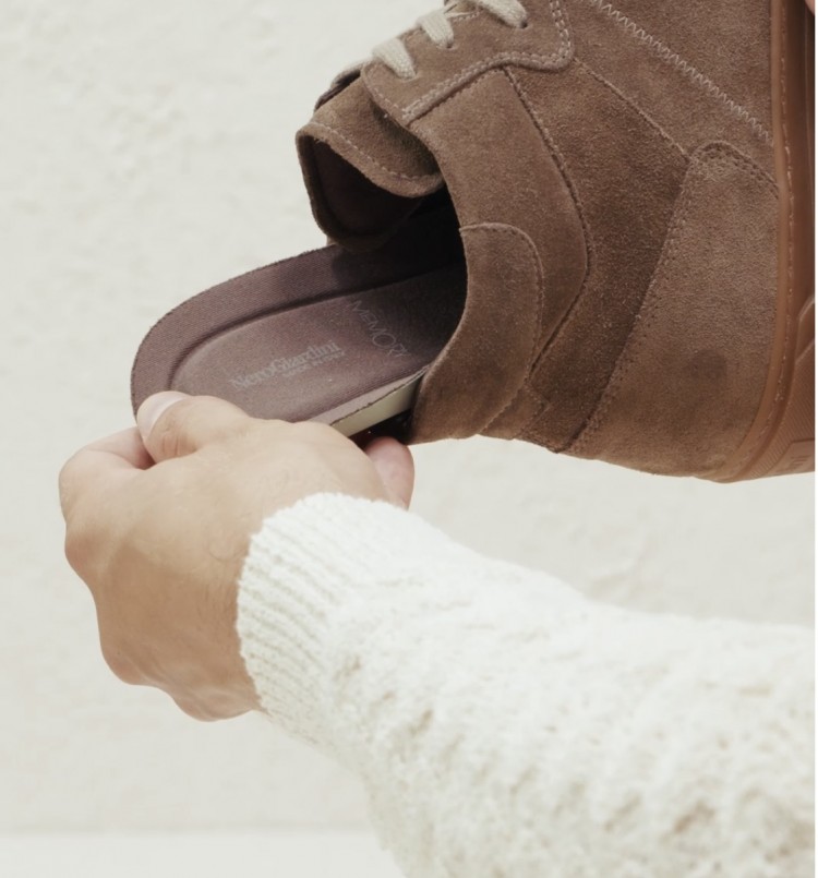 Sneakers alta uomo in camoscio