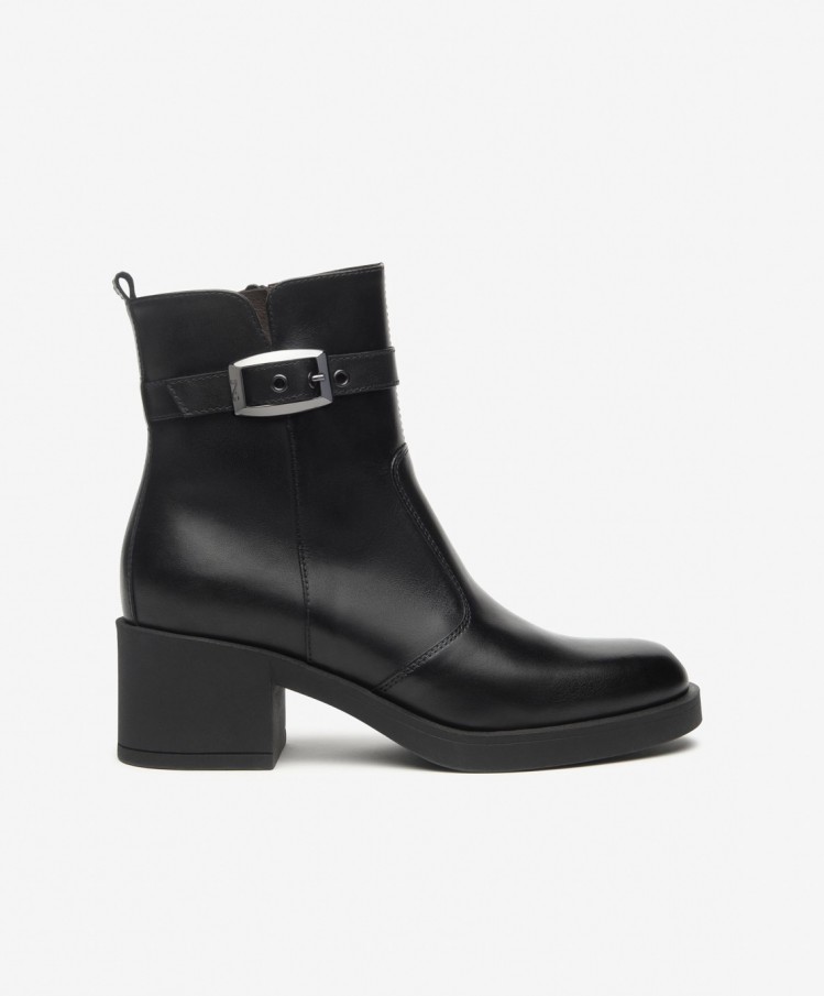 Stivaletti donna in pelle NeroGiardini