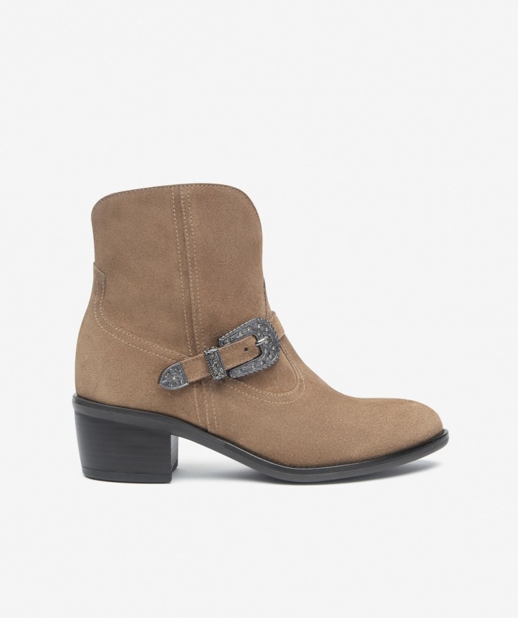 Stivaletti donna in camoscio NeroGiardini