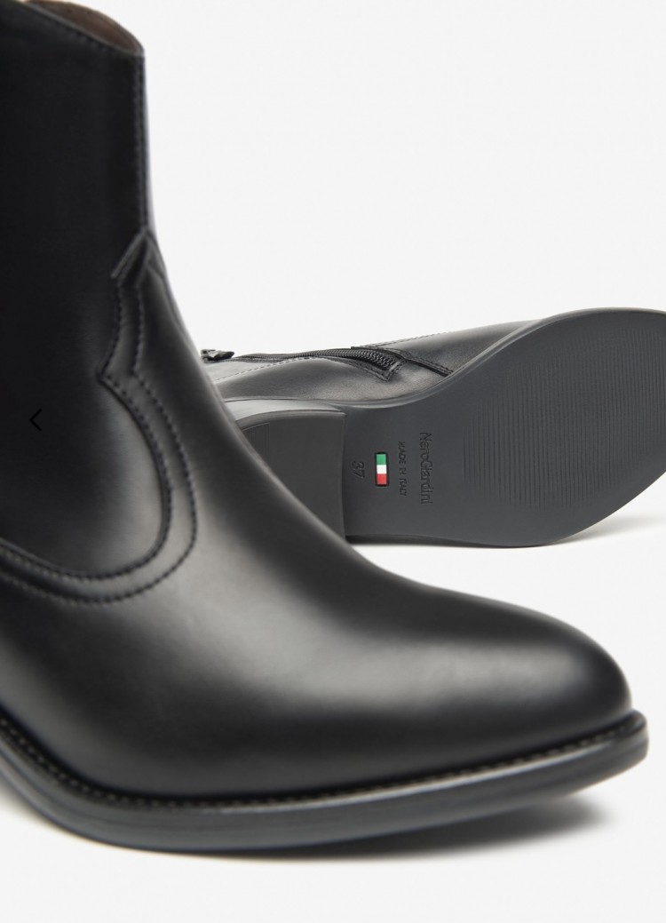 Texano basso in vera pelle NeroGiardini