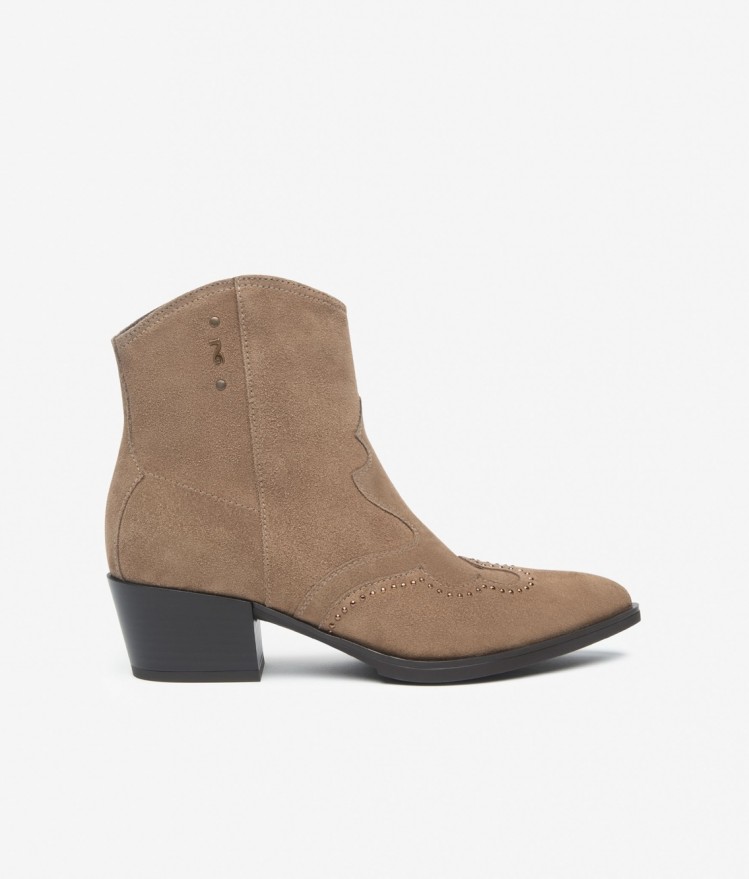 Texano basso beige in suede NeroGiardini