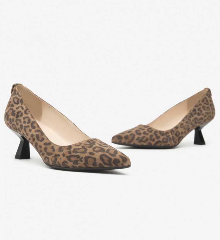 Décolleté donna maculata