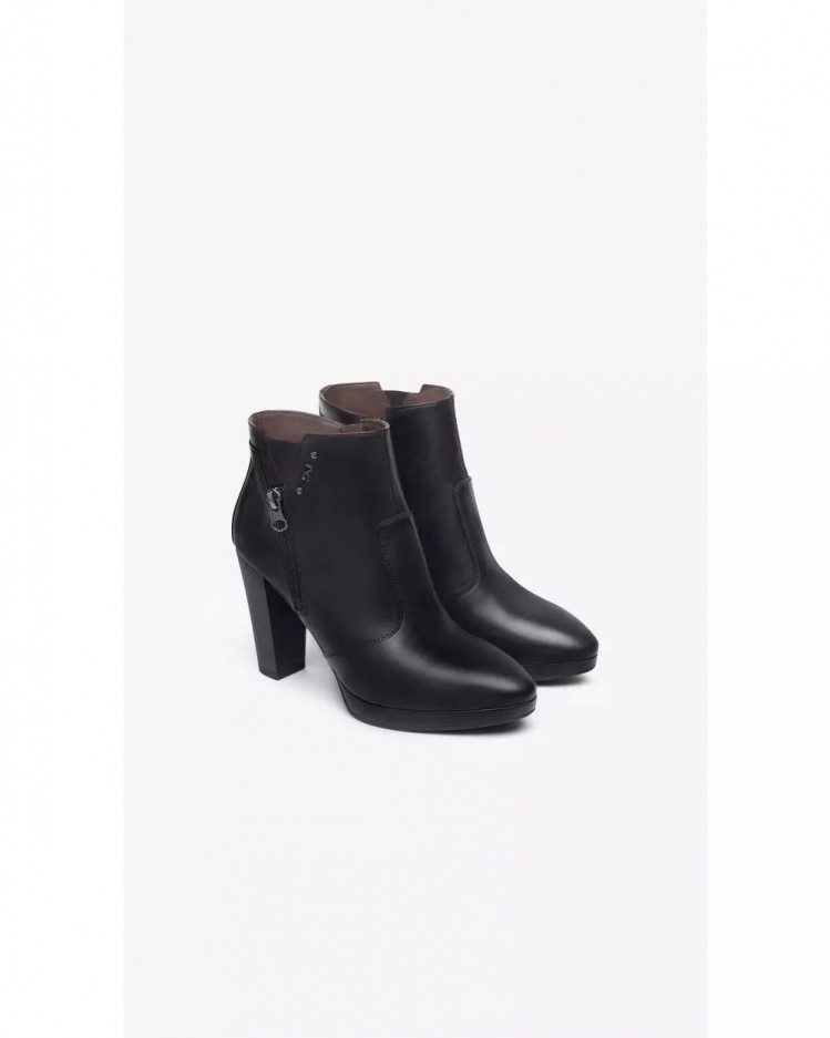 Tronchetto Donna in pelle