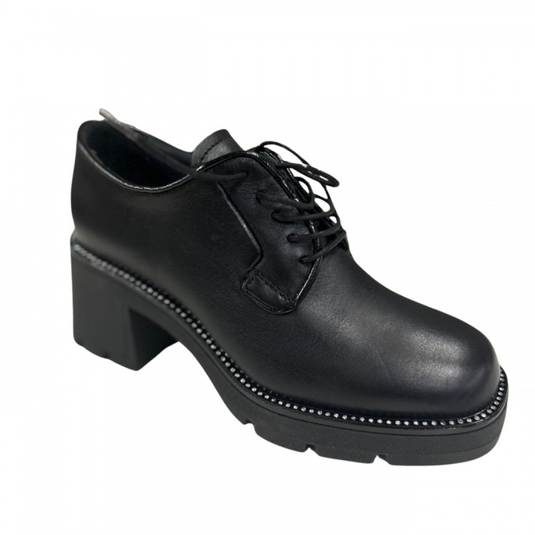 Stringata Donna in pellle