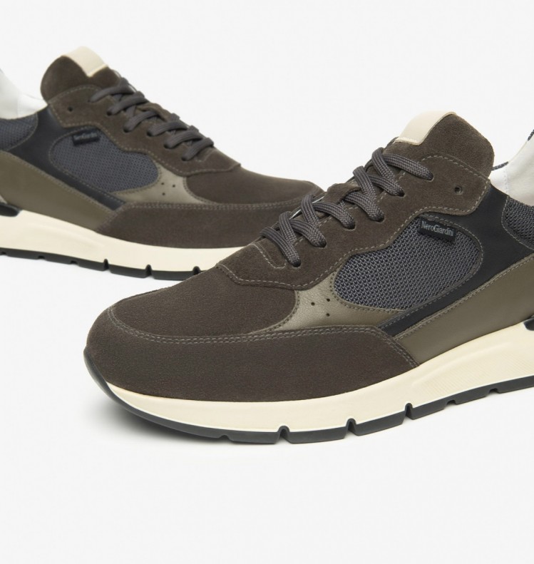 Sneakers uomo in camoscio