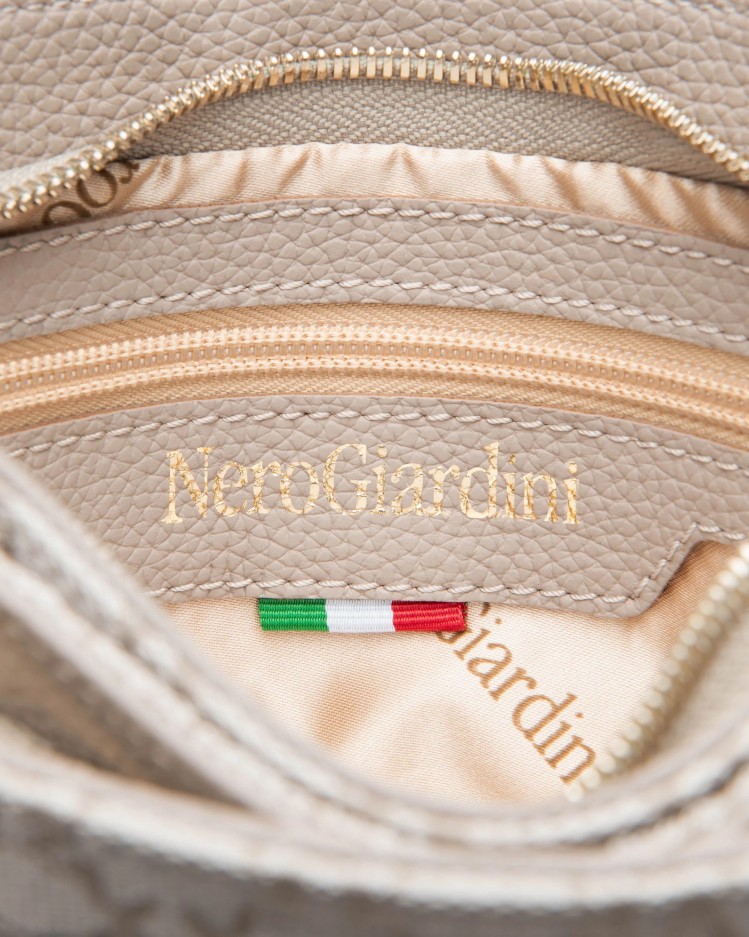 Borsa tracolla NeroGiardini logata